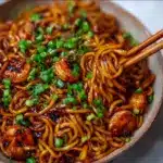 Sticky Garlic Chicken Noodles Recipe