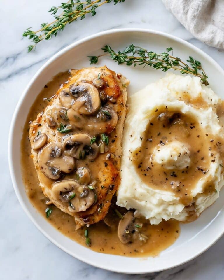 Mushroom Chicken in Creamy White Wine Sauce Recipe