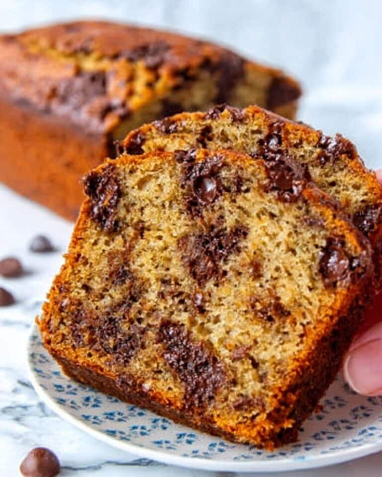 Moist Banana Bread with Chocolate Chips Recipe