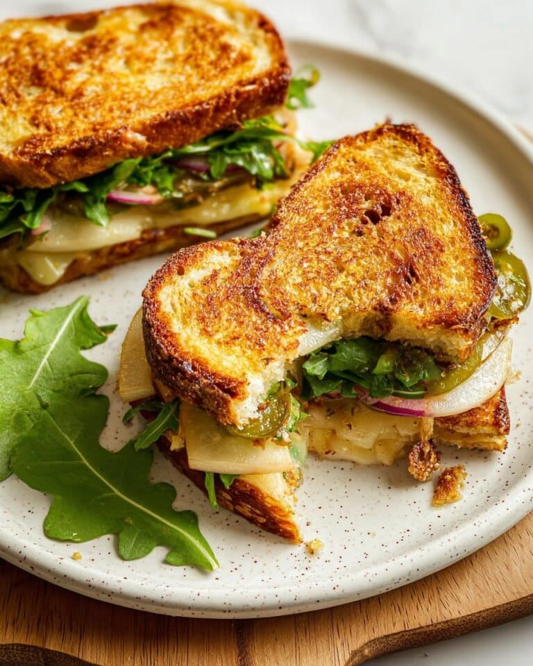 The Ultimate Spicy Cheddar & Apple Fall Veggie Sandwich Recipe