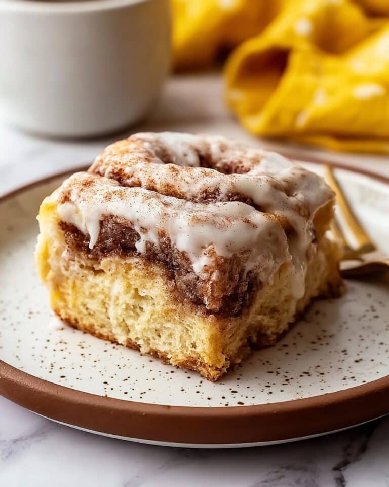 Crockpot Gooey Cinnamon Roll Dump Cake Recipe